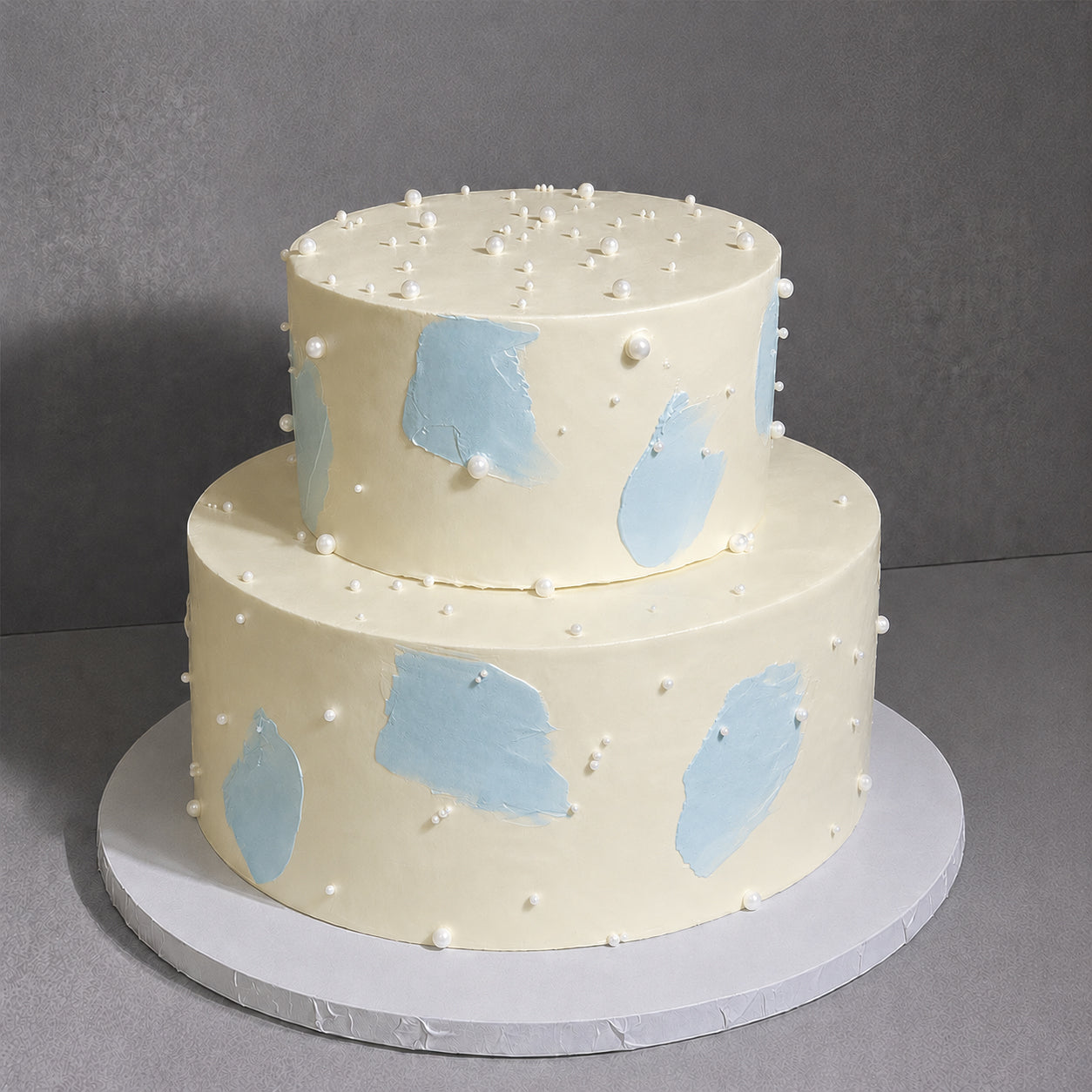 E18. Pearl Brushstroke Tier Cake