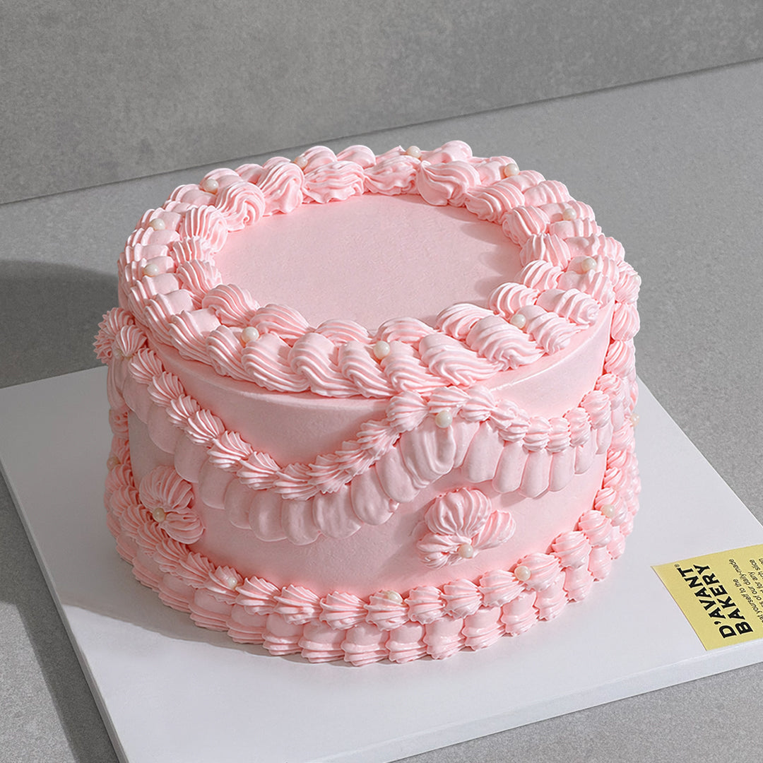 C6. Buttercream Princess Cake