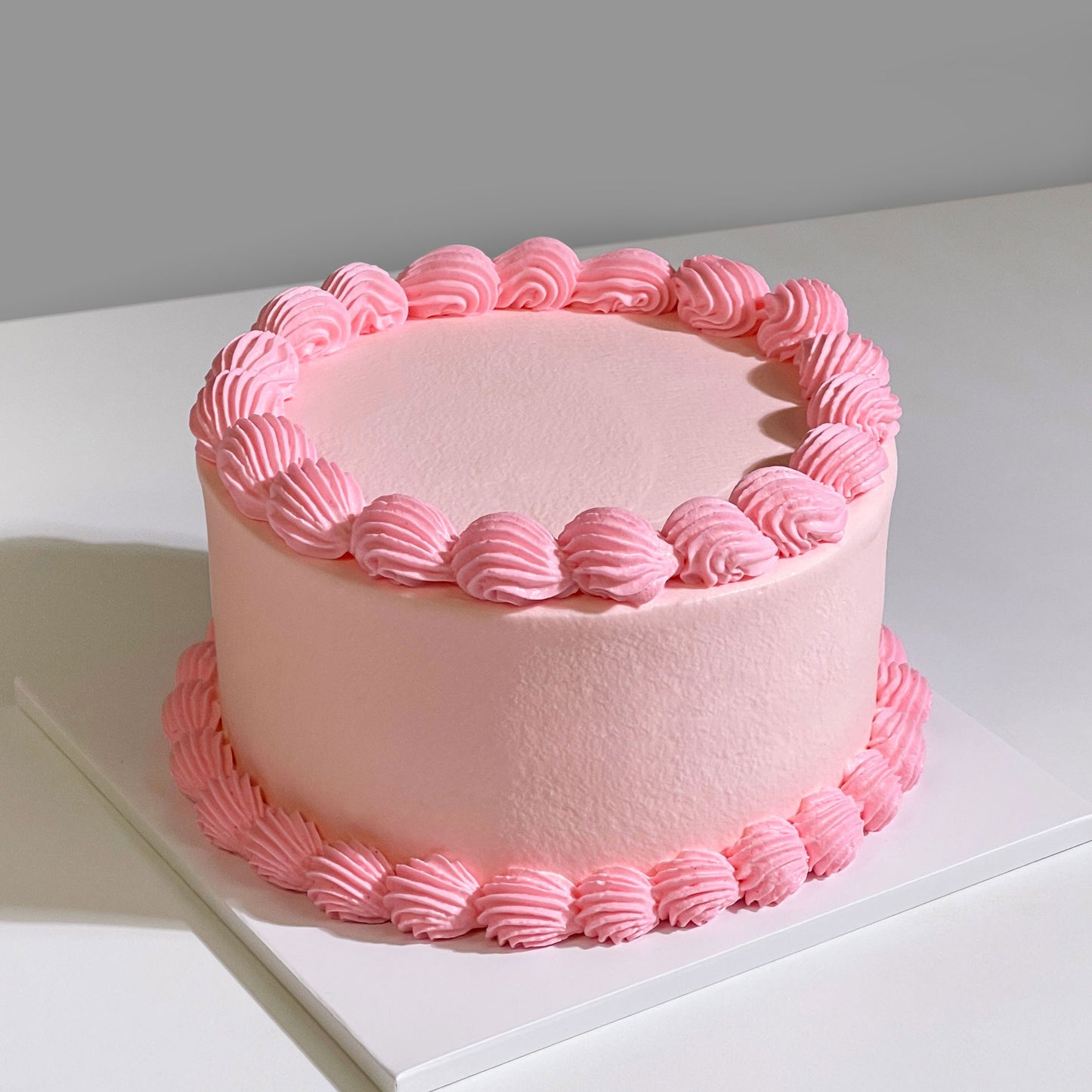 B8. Buttercream Icing Deco Cake