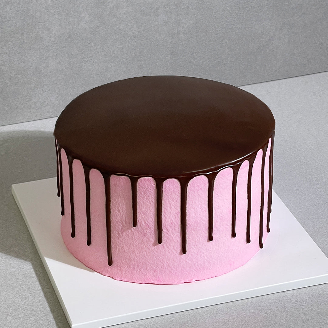 B10. Choco Drip Cake