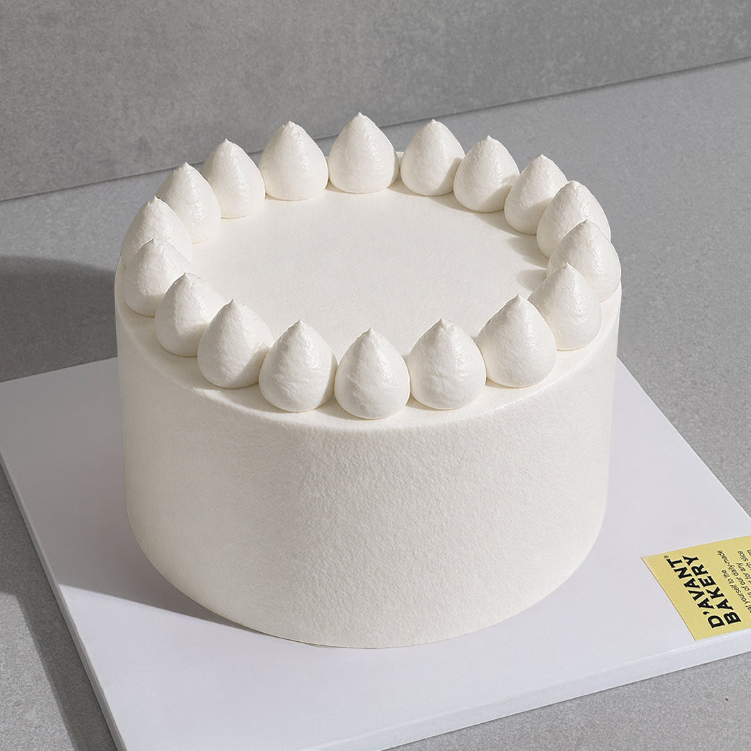 B7. Buttercream Icing Dollop Cake
