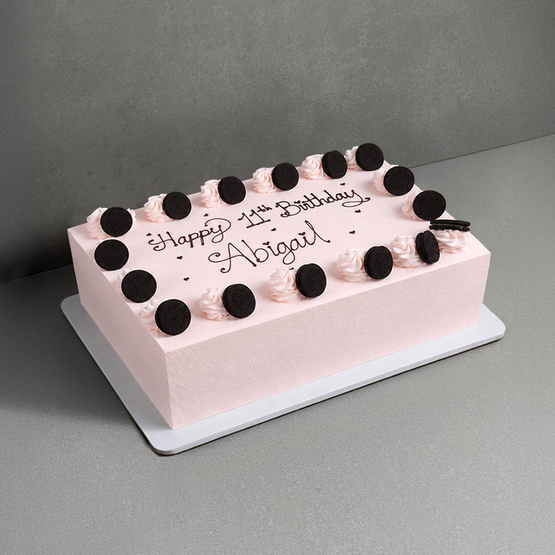 F4. Oreo Sheet Cake
