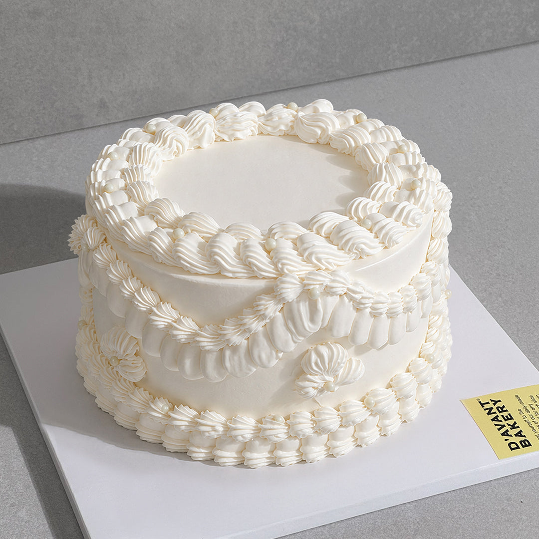 C6. Buttercream Princess Cake